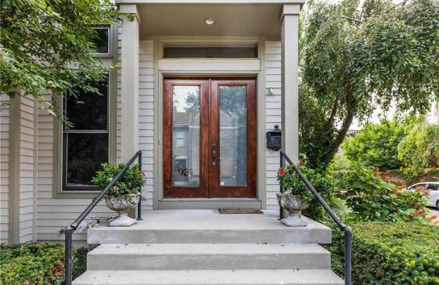 929 North ALABAMA Street Gallery 3