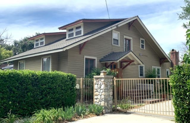 127 W 8th St - 127 8th Street, Claremont, CA 91711