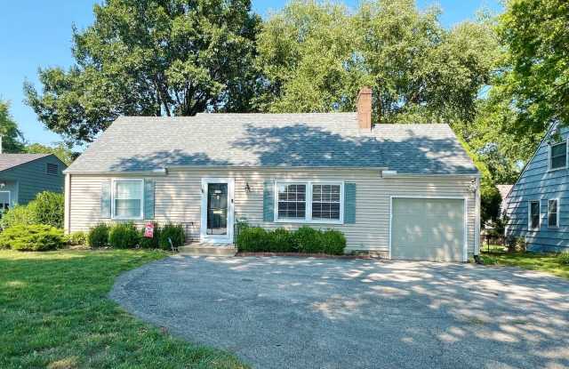 SEE IT NOW: Elegant Home in Prairie Village with Spacious Yard! photos photos