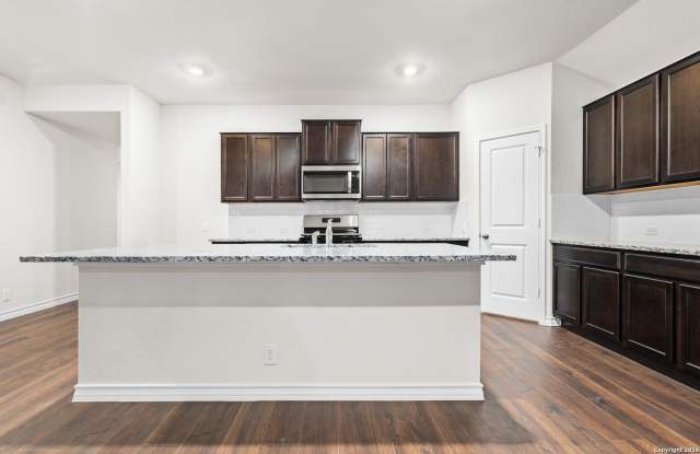 4850 PALUXY TRL Gallery 4
