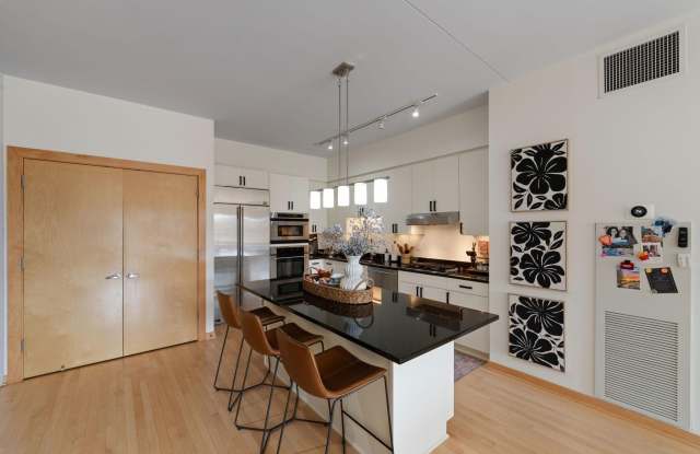 401 N 2nd Street Gallery 3