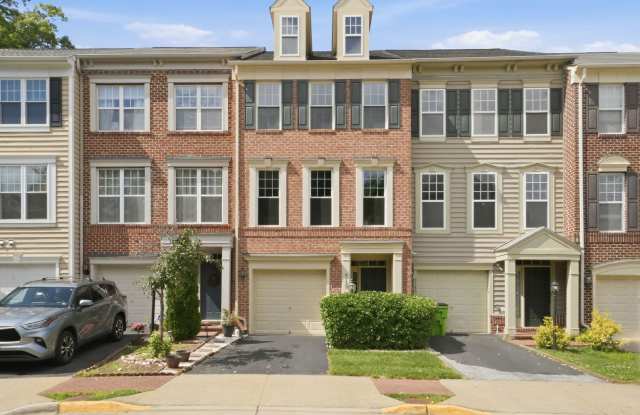 This thoughtfully designed home offers a perfect blend of comfort, functionality, and convenience—ideal for modern living. photos photos