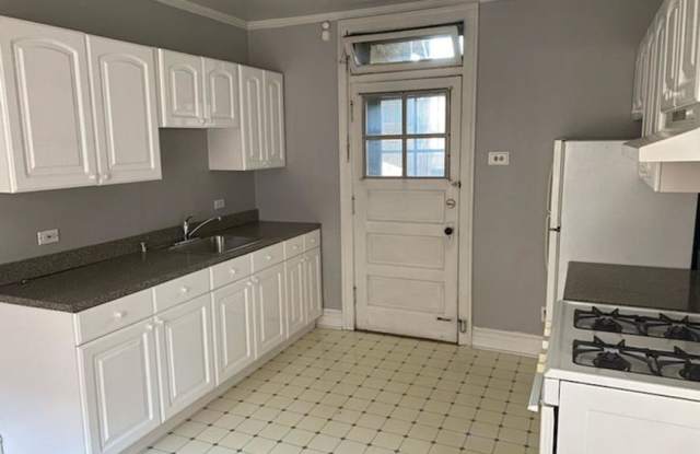 1335 West Carmen, photos photos