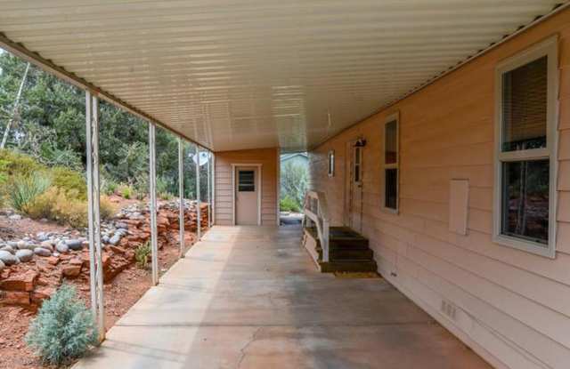 Occupied Do Not Disturb Tenant Coming Oct 5 - 2 Bedroom in Age Restricted 55+ Community with Incredible Views - Contact Property Pros Property Management Gallery 4