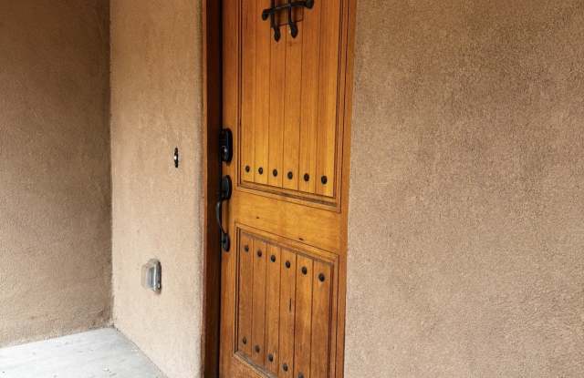 207 Cordova Gallery 2