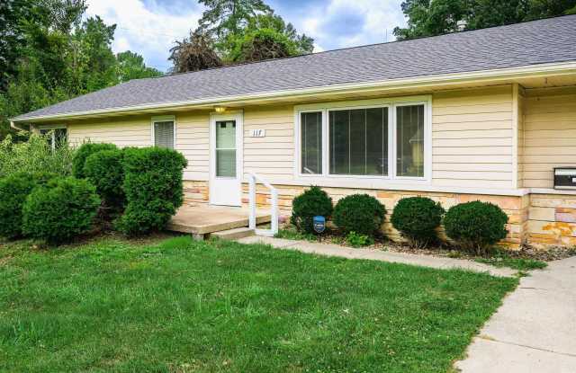 117 N Hillsdale Drive Gallery 1