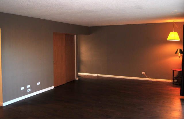 2120 S Vaughn Way 206F - 1 Gallery 4