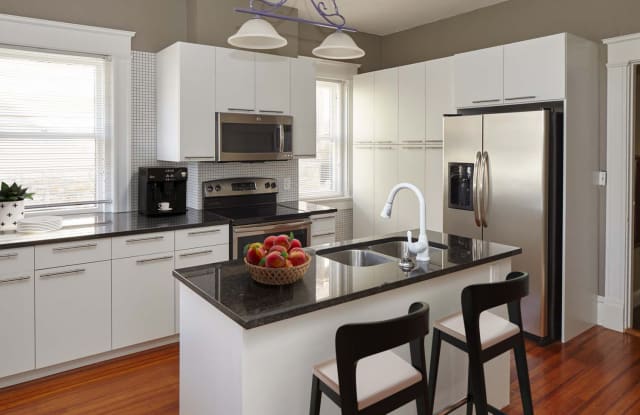 Victorian House photos photos