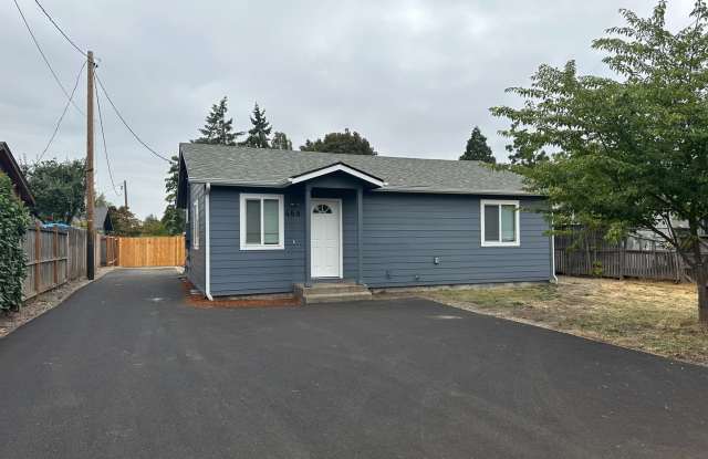 Beautiful 2 bedroom, 1 bath house in Springfield! - 468 18th Street, Springfield, OR 97477