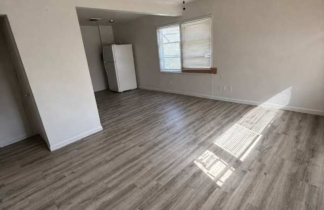Cute 3bd/1bath Home Gallery 3