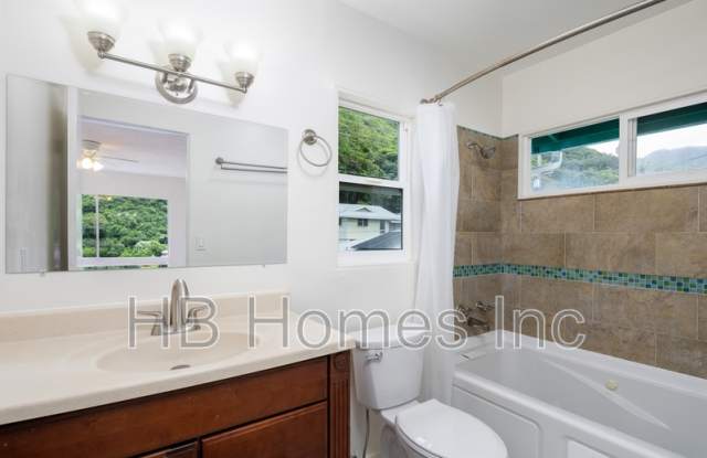 2601 Myrtle Street Back Unit Gallery 4