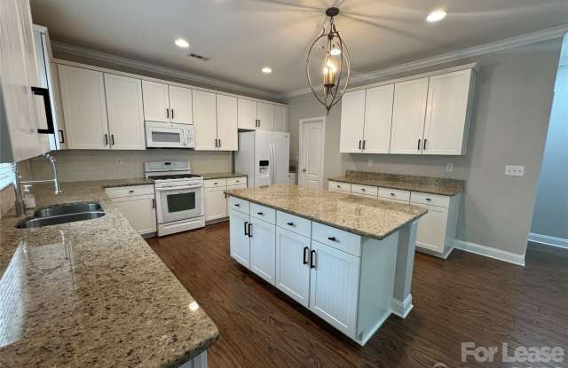 10921 Rousay Road Gallery 2