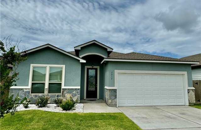 7517 Sable Creek Drive Gallery 2