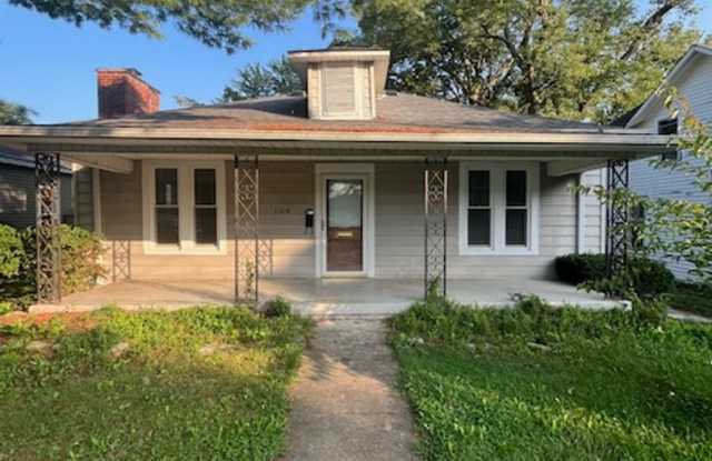 104 S Walnut St photos photos