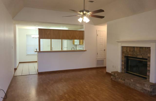 14169 Spruce Court Gallery 3