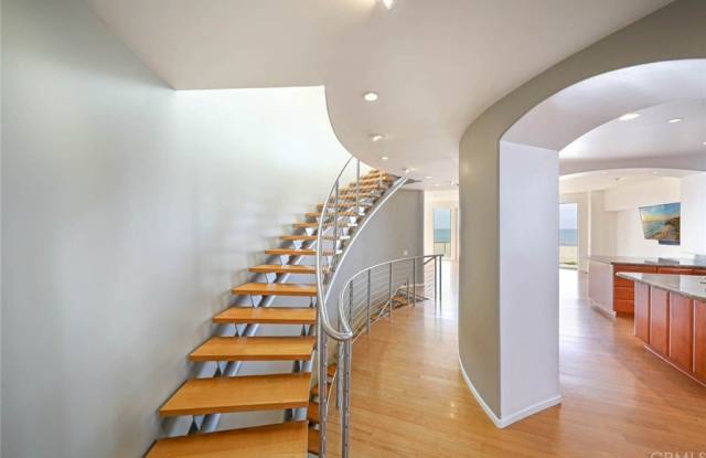 7019 E Seaside Walk Gallery 4