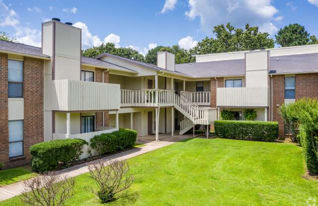 Richmond Oaks Apartments photos photos