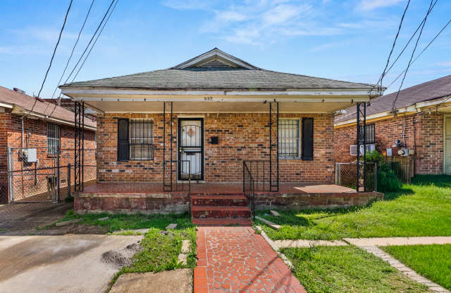 932 Lewis Street photos photos