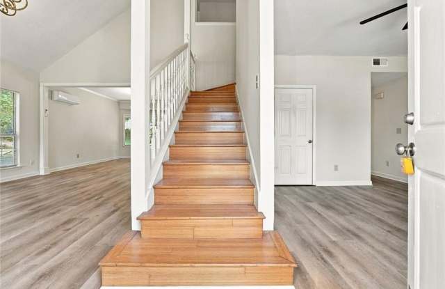 10870 Willow Meadow Circle Gallery 2