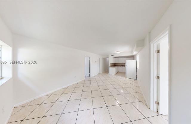 6811 SW 16th St photos photos