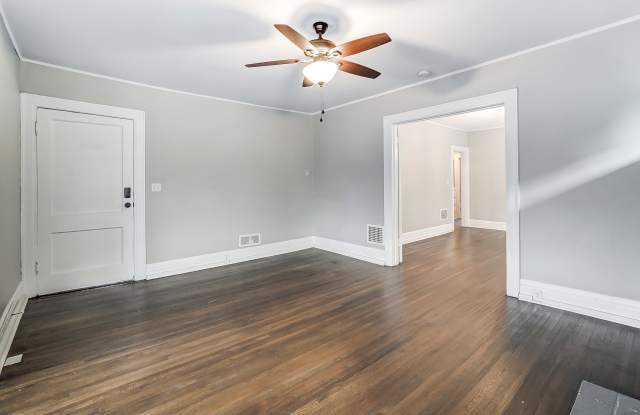 1666 Franklin Avenue Gallery 4