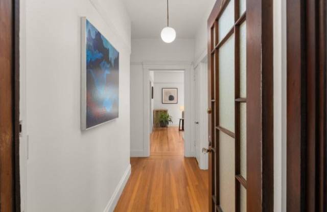 1846 Delaware St Apt 3 Gallery 2