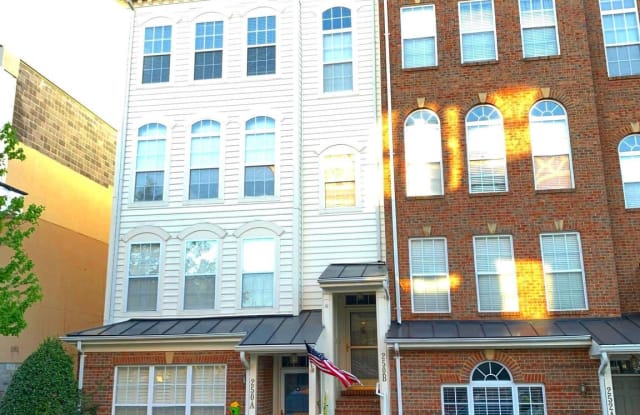 250 E MARKET STREET - 250 Market St E, Gaithersburg, MD 20878