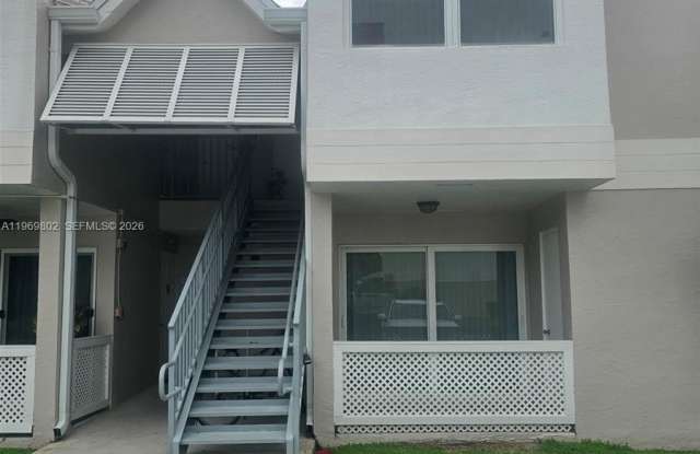 17320 NW 67th Pl photos photos