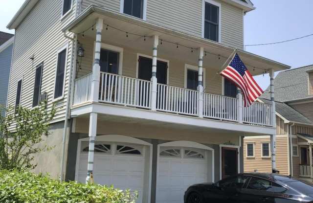 24 Bath Avenue photos photos