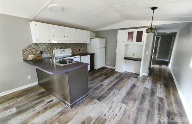 1809 Dallas Stanley Highway Gallery 1