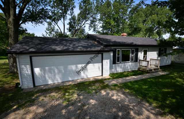 821 Penfield Ave - 821 Penfield Avenue, Will County, IL 60433