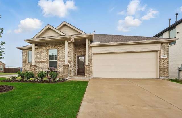 1223 Sequoia Lane photos photos