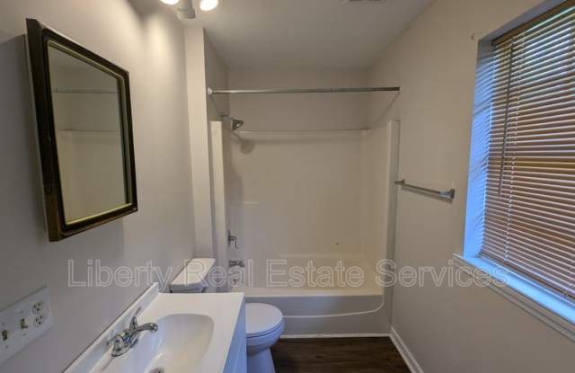 979 Live Oak Dr Gallery 3