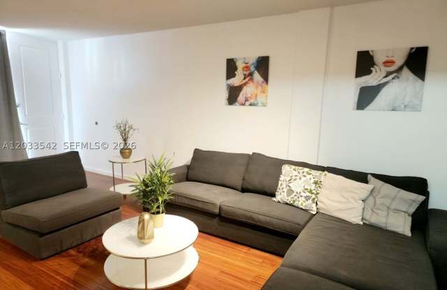 1100 Alton Rd Gallery 2