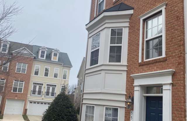 5521 HARTFIELD AVENUE Gallery 2