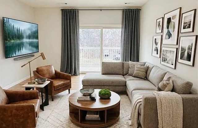 1108 Pennington Dr # 1108 Gallery 2