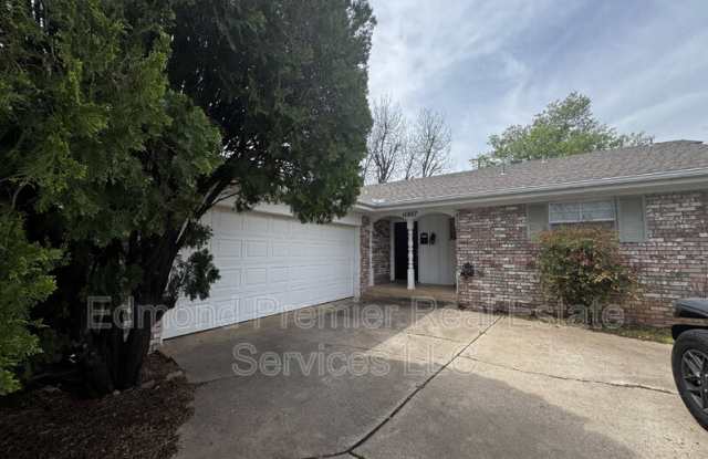 11007 Greystone Ave - 11007 Greystone Avenue, Oklahoma City, OK 73120
