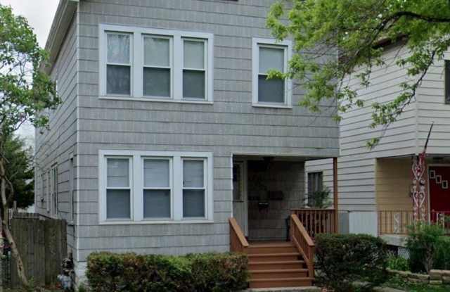 5252 N Ludlam Avenue unit: 2 photos photos