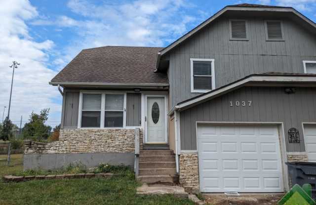 1037 N Jan-Mar Drive Gallery 1