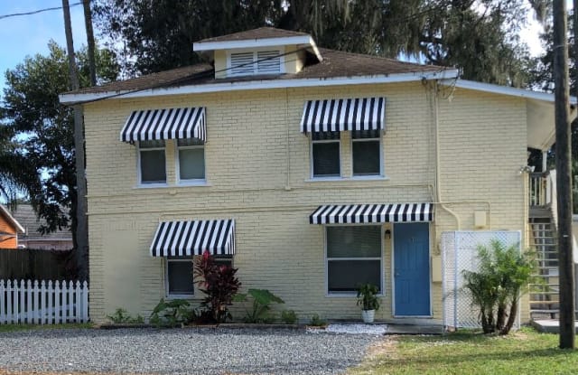 804 Downing St Apt C - 804 Downing Street, New Smyrna Beach, FL 32168