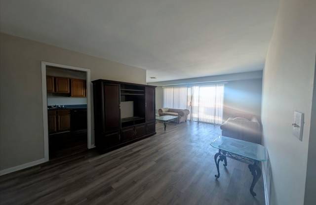 Bristol House Apartments photos photos