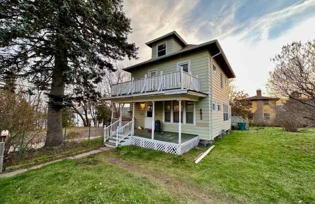 AVAILABLE JUNE - 4 Bed 1.5 Bath Spacious Home - 917 North 11th Avenue East, Duluth, MN 55805