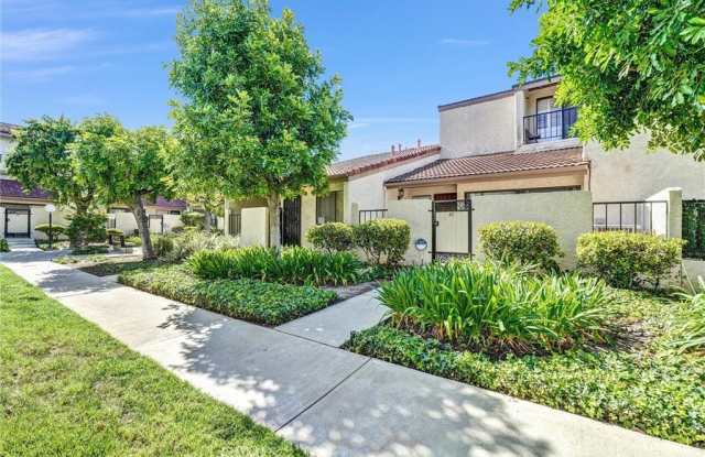 18136 Oxnard Street photos photos