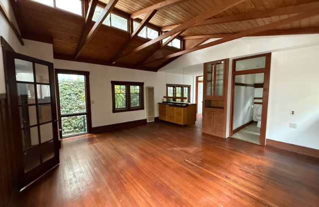 Private Venice Bungalow Near Abbot Kinney | 1BR + Office, 2 Baths, Garden Patio photos photos