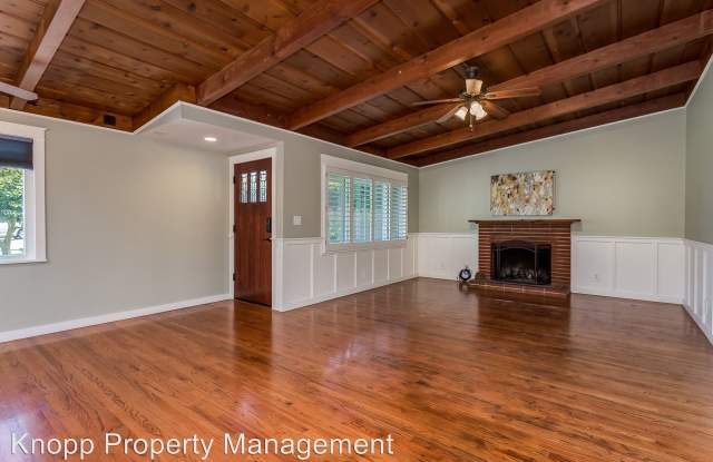 1055 Laguna Drive Gallery 4