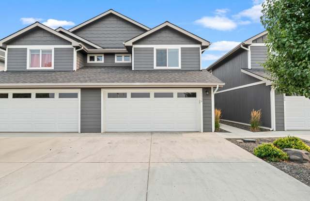 Modern Townhome for rent near the River District in Spokane Valley! photos photos