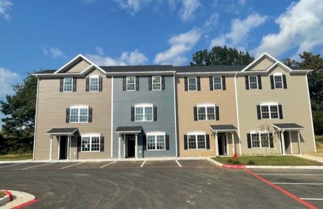 Two Master Suite Apartment Townhouse photos photos