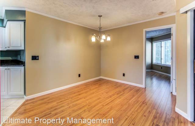 111 Longstreet Drive #205 Gallery 2