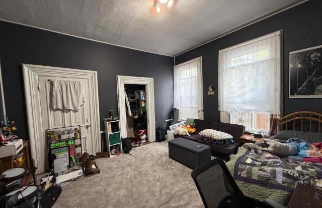 4 Bedroom on King St Gallery 4