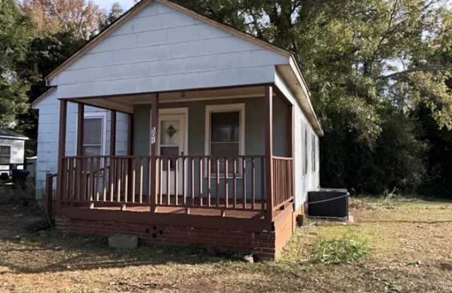 501 West Mauldin Street - 501 West Mauldin Street, Anderson, SC 29625